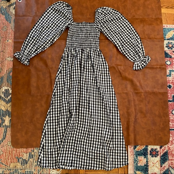 New Look shirred midi dress in black check - US 0 - Picture 5 of 7